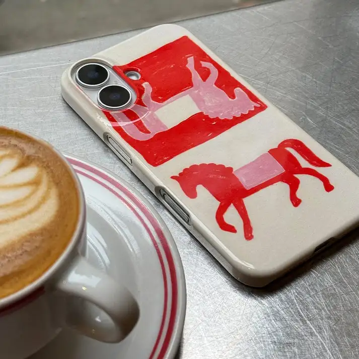 Luxo clmj reign o cavalo vermelho caso de telefone para iphone 17 16e 16 15 14 13 12 11 xs xr xsmax air pro max plus capa dupla camada