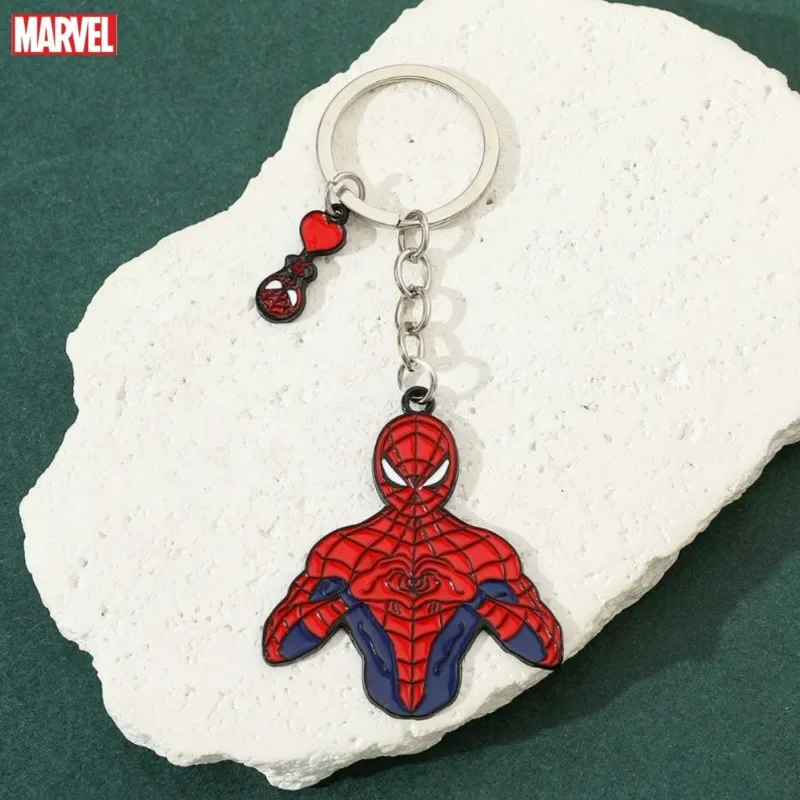 Marvel Spiderman Peripheral Movies Creative Personalized Heart Shape Keychain Hanging Chain School Bag Decoration Pendant Gift