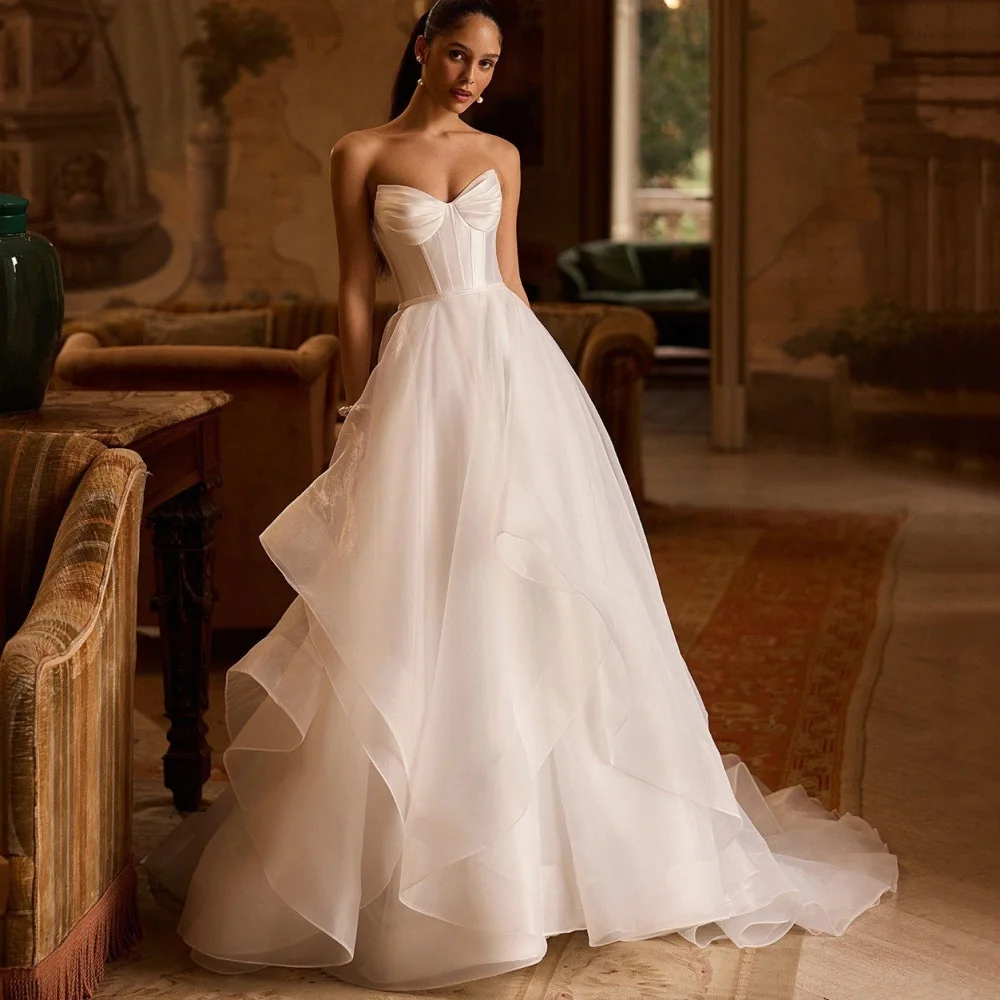 ชุดแต่งงานที่หรูหราแบบกำหนดเอง ผ้าทูลทรงเอไลน์ ชุดเจ้าสาวคอวีหวานเรียบง่าย ชุดเจ้าสาวผ้าทูลแบบใหม่ vestidos de novia