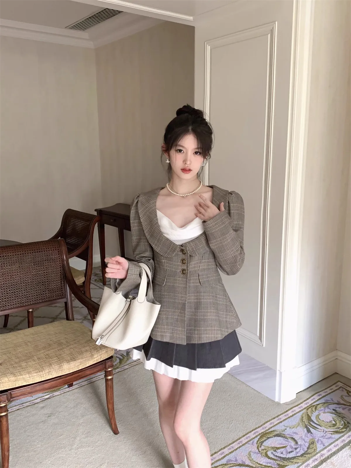 

LXLILIUM Chic Monocome Plaid Suit Jaet with Peter Pan Collar for Women Long Sve Autumn Outerwear Ladies' Faion