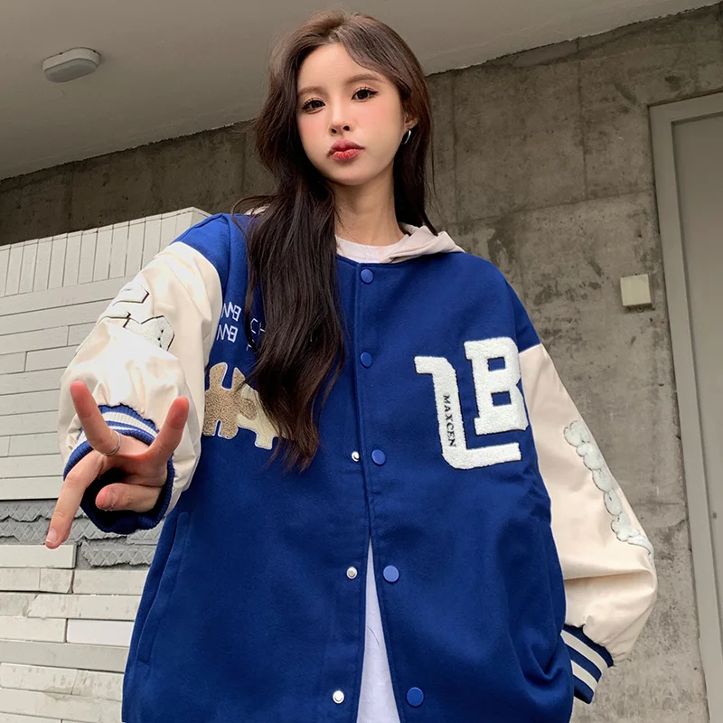 

Бейсбольные куртки женские светло-голубые, осень-весна 2025, с пряжками, в клетку, с коротким рукавом, для подростков и женщин, утолщенные карманы, стильные, для активного отдыха