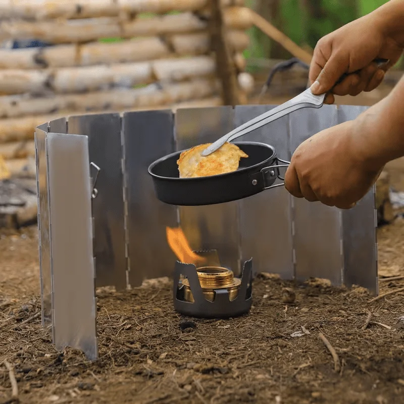 Adjustable Foldable Camping Wind Shield Heavy‑Duty Metal Wind Screen Outdoor Stove BBQ Cooking Wind Deflector