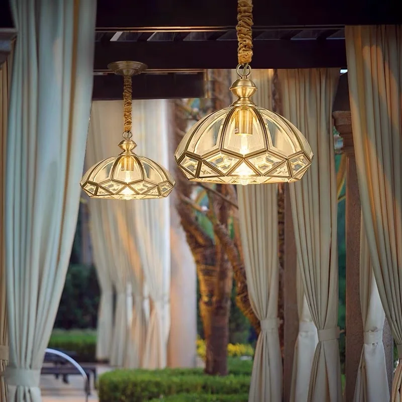 уличная люстра