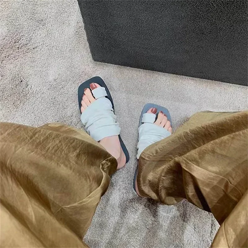

Aneikeh 2026 Summer Square Toe Ruched Slides Sandals Casual Flat Toe Loop Slippers Women Outdoor Beach Flip Flops Zapatos Mujer