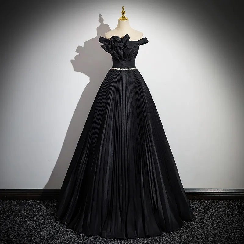 Klassische schwarze Quinceanera-Kleider für Frauen, elegant, schulterfrei, Ballkleider, modisch, schlicht, bauschig, Ballkleid, individuell gestaltet