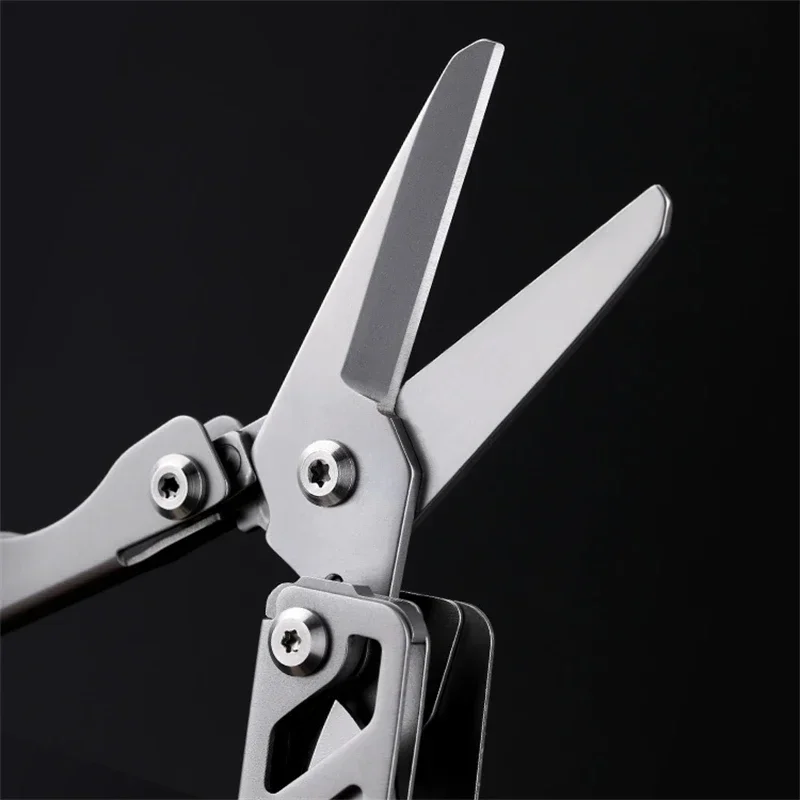 Thumbnail 4 - #64 Latest Saws Offers