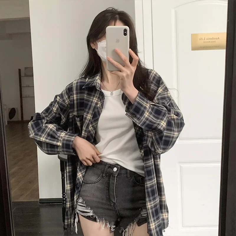 

Американская весна 2024, новая корейская версия, свободная женская клетчатая рубашка с длинными рукавами и лацканами в стиле ретро