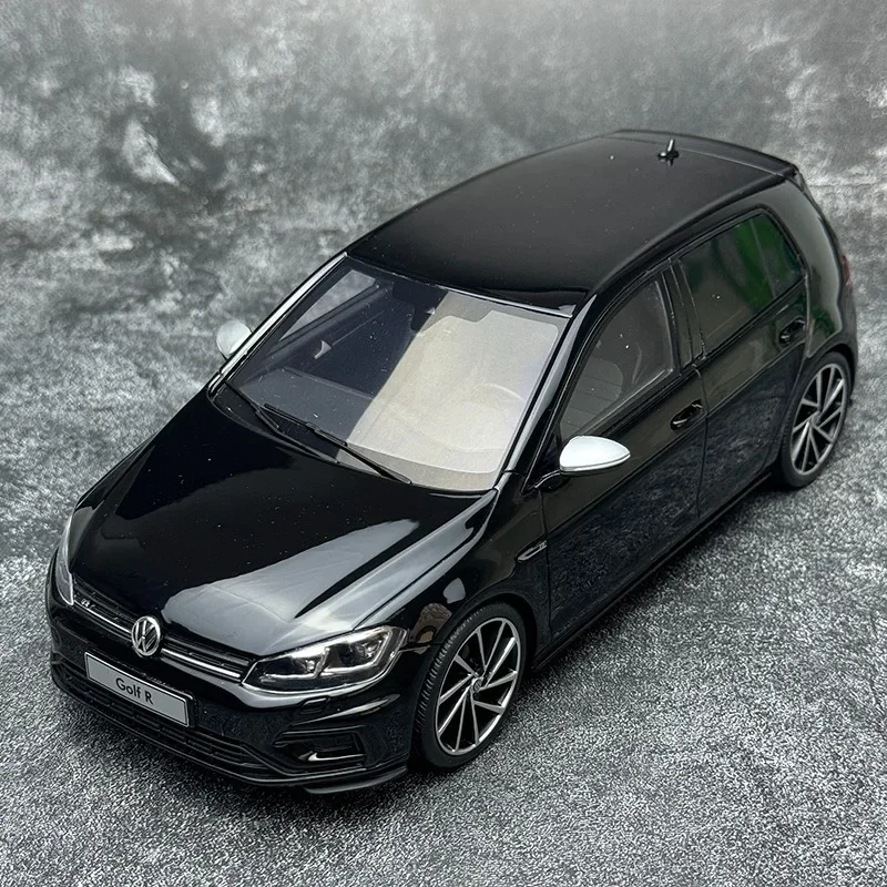 Diecast 1:18 Scale GOLF VII R 2017 Alloy Car Model Collection Souvenir Display Ornaments Vehicle Toy OT413