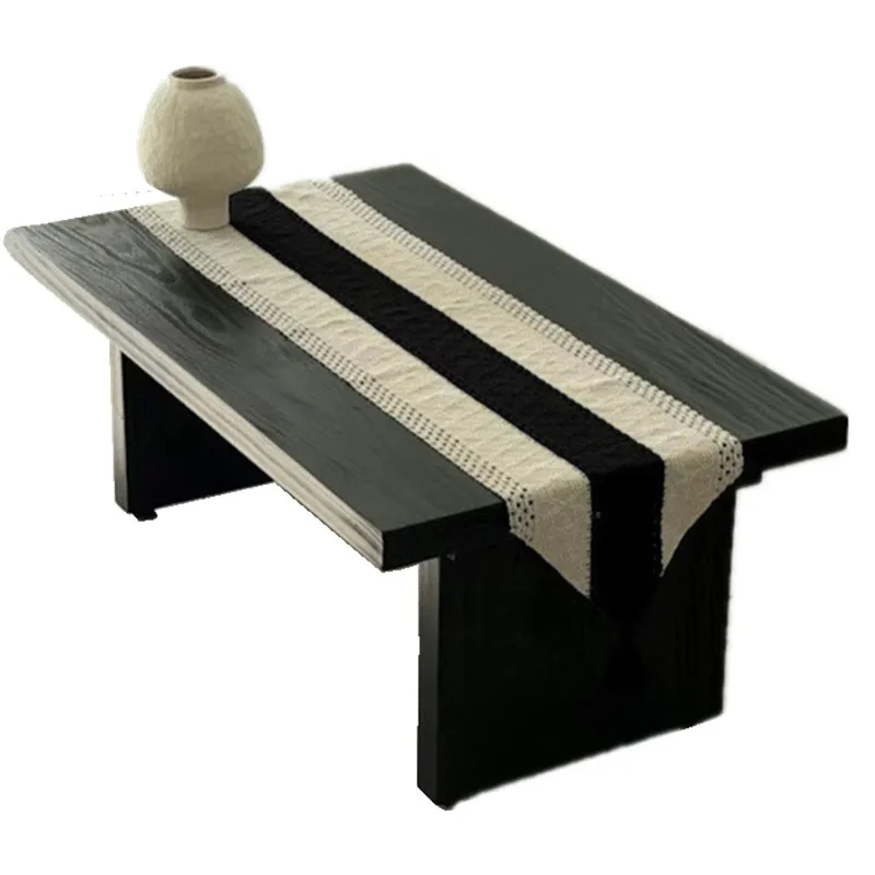 Premium Crochet Table Runner Black White Contrast Luxury Dining Decor Tassel Pointed End Modern Minimalist 100% Polyester