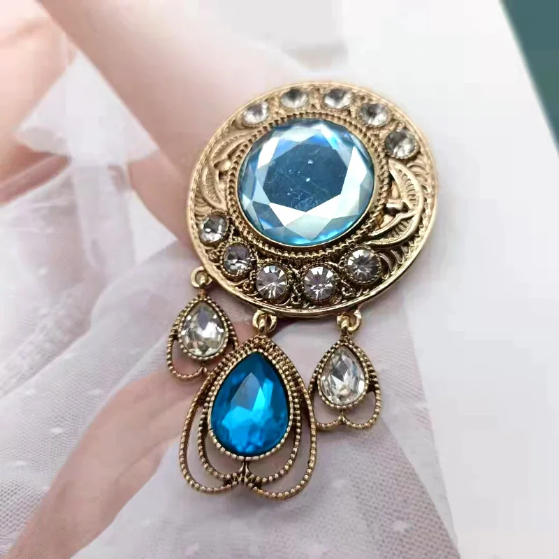 Exquisite High-end Fashion Retro Crystal Drop Shaped Versatile Fashion Brooch Clothing Accessories