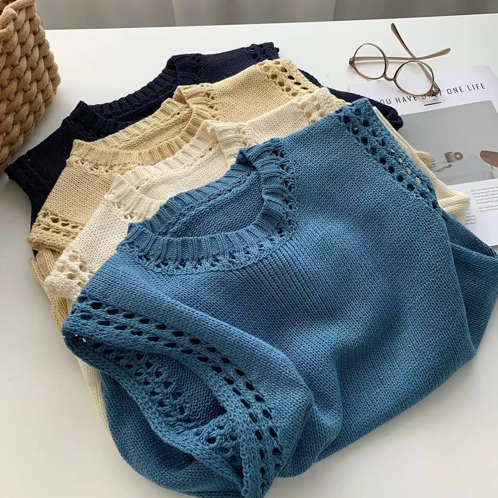 Korean Hollow Out Sleeveless Knit Vest 2025 Autumn New O-Neck Solid Loose Sweater Vests Simple Commute Knitted Tops for 18-24Y