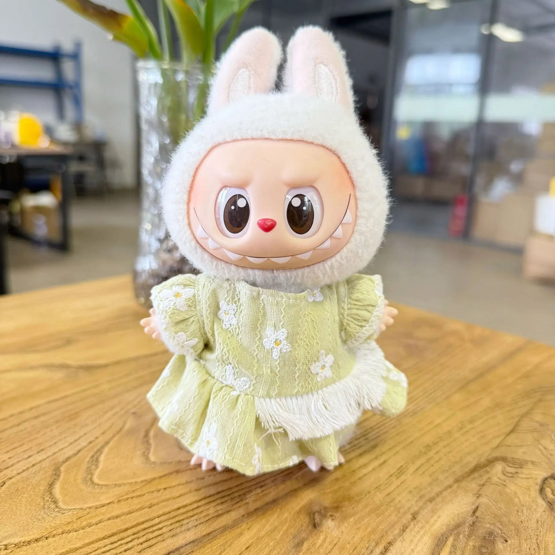 

Labubu 2nd Gen Macaron Party Labubu Sitting Party Doll Clothes for Generation 1 and 2 Linen-Cotton Daisy Tassel Skirt Set