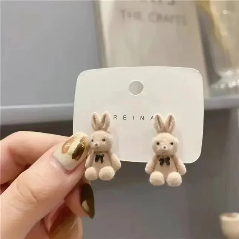 New Fashion Designe Cute Flocking Plush Rabbit Stud Earrings for Women Vintage Brown Animal Bear Earring Punk Jewelry Girls Gift