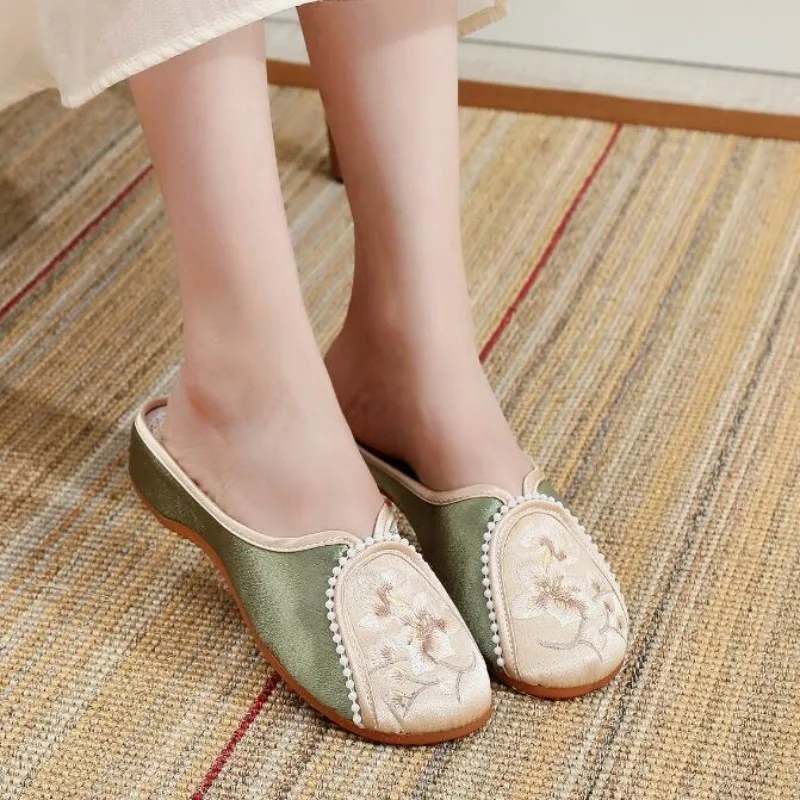 Pantofola estiva retrรฒ ricamata con punta tonda da donna muli di lino traspiranti scarpe eleganti Casual da donna scarpe da ballo in stile etnico