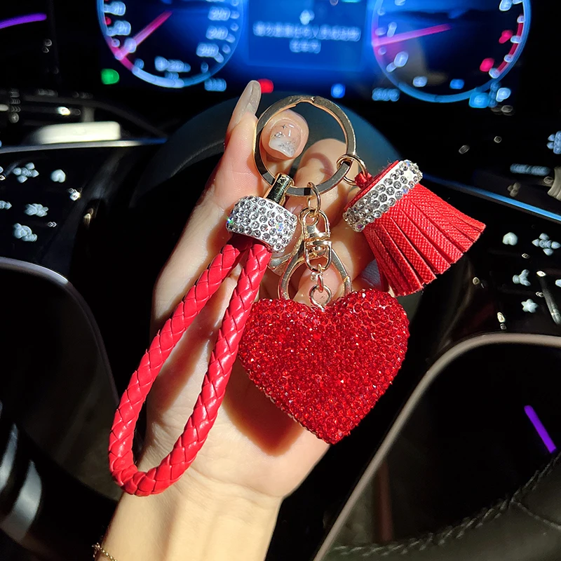 Fashionable diamond studded heart-shaped keychain, cute woven rope, tassel, car keychain, exquisite peach heart gift pendant