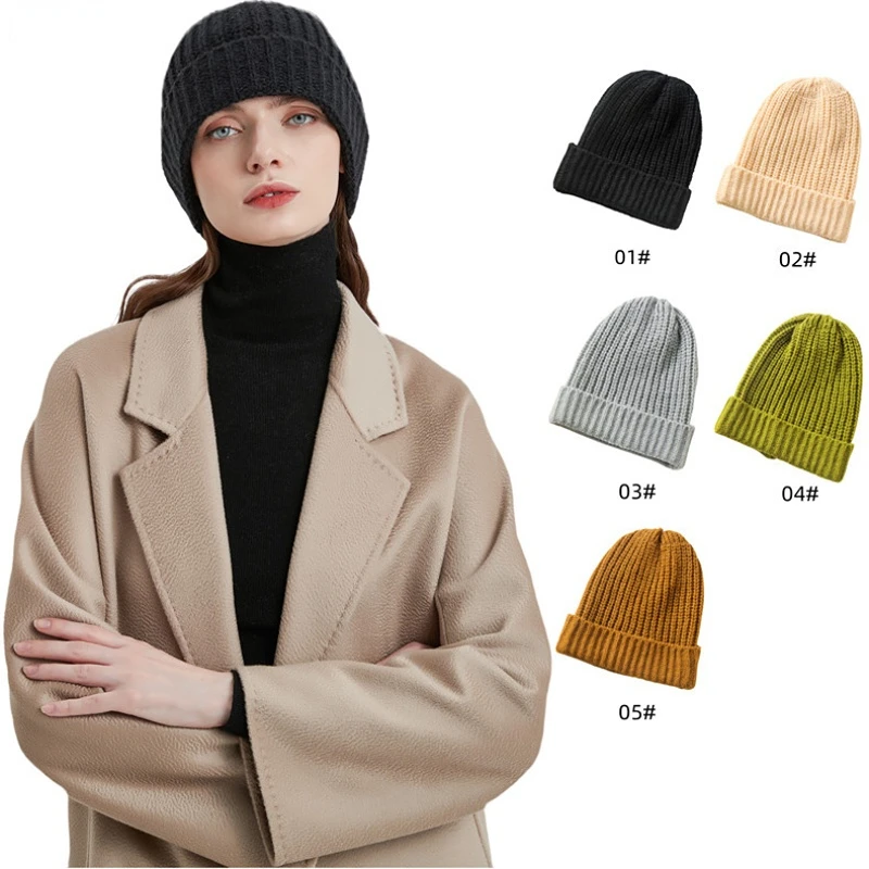 Ladies Knitted Hats Warm and Lock Temperature Outdoor Men and Women Skin-Friendly Soft Big Head Woolen Hats