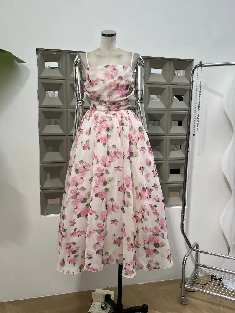 

Summer New Women Retro Printed A-line Strap Dress With High Waist Wrinkled Long Dresses Beach Party Birthday Celebrity Gown