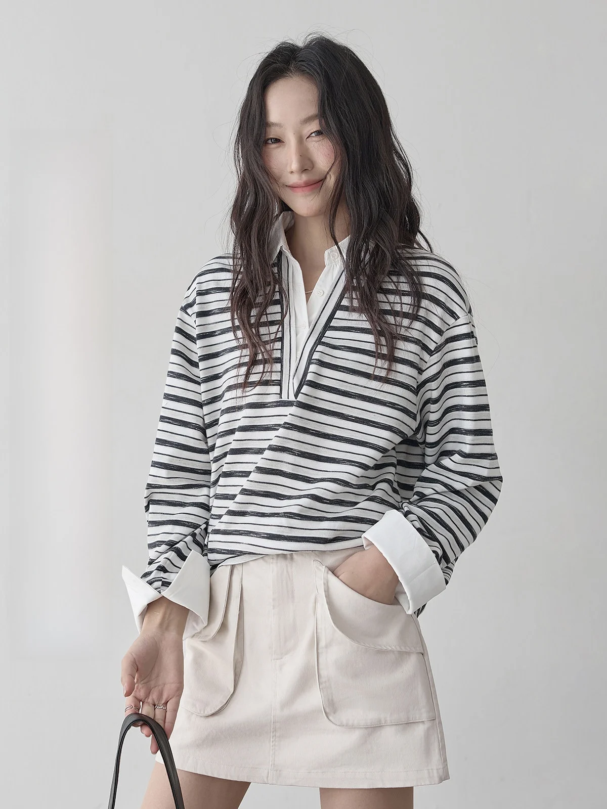 

Женская полосатая футболка HUIXI с эффектом двухслойности, повседневная, свободного кроя, с длинным рукавом, весна 2026, модный корейский стиль, для офиса и повседневной носки