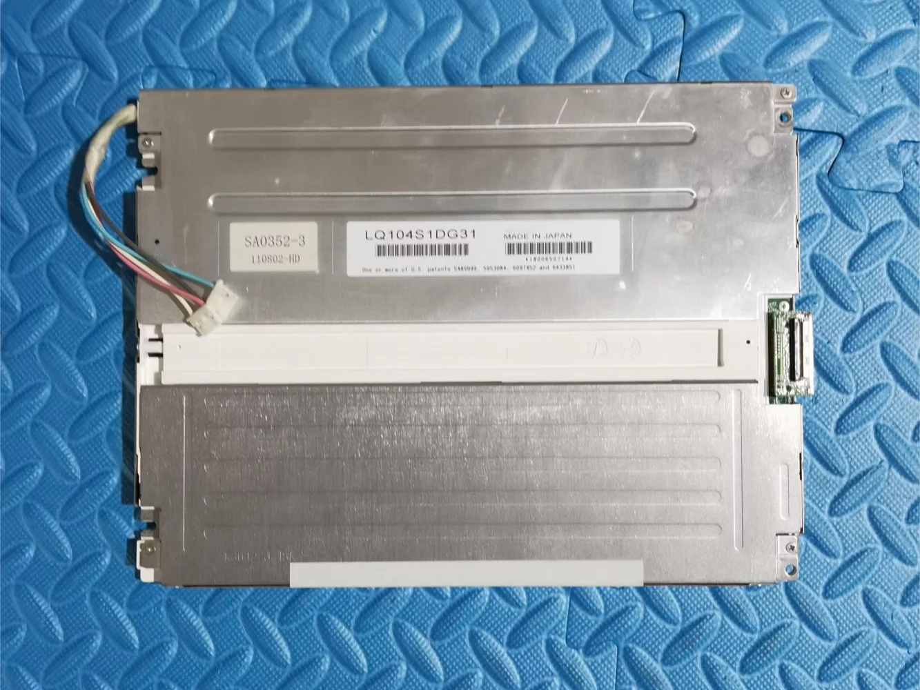 100 % originaler 10,4-Zoll-LCD-Bildschirm LQ104S1DG31