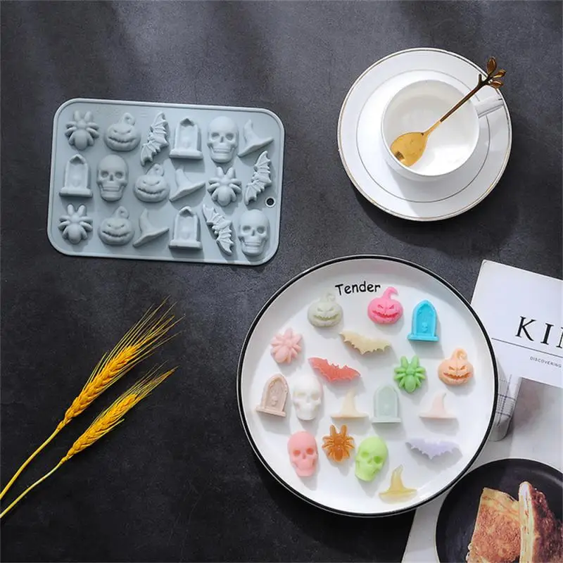 10/5/3/1PCS 18 Cavities Halloween Scary Silicone Mold Hat Skull Tomb Bat Pumpkin Spider Chocolate Gummy Mould Cake Decoration Ba