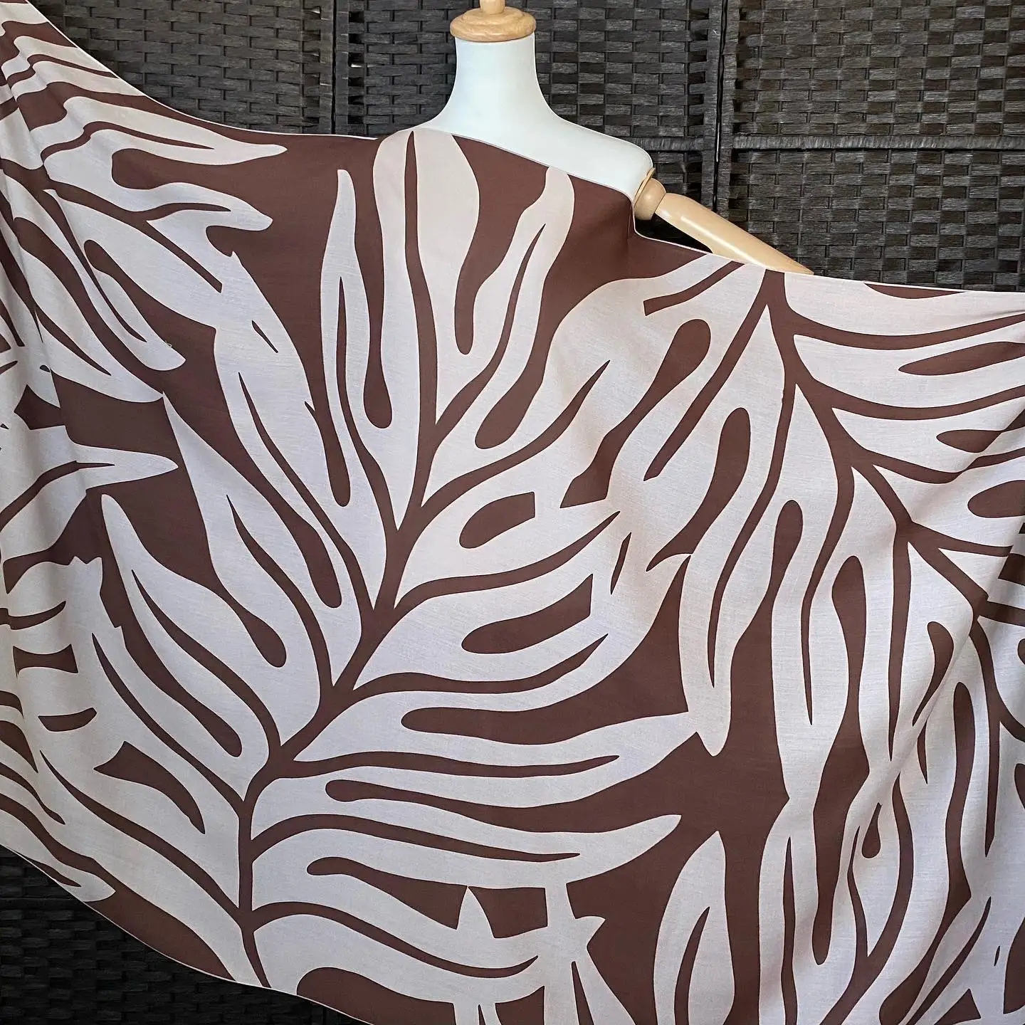 Beach Sarong Cover up Wrap Bikini Swimwear Dress Lavava Women Tie Dye Pareo Top Quality Beach Sarong  Flower Sarongs