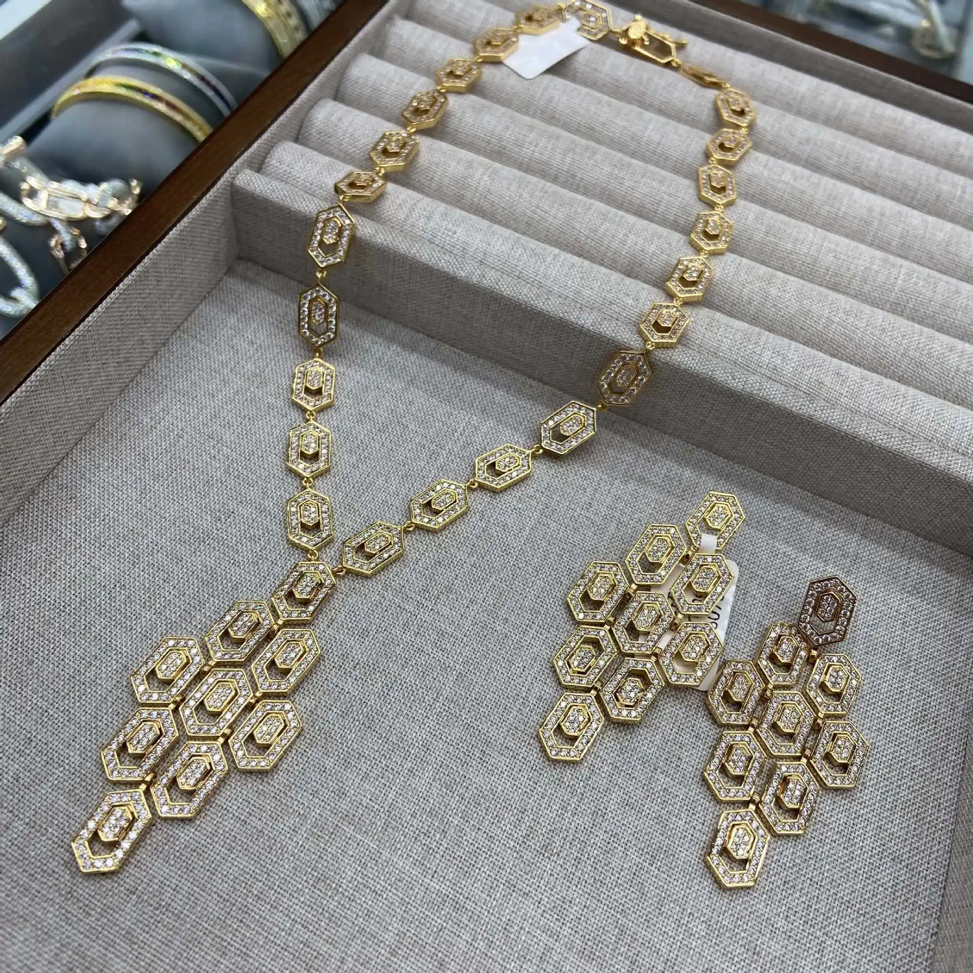 

New Fashion Zircon Rhombus Necklace Earrings Two-Piece Set Woman Jewelry Sets Dress Banquet Accessories High-Quality Trend