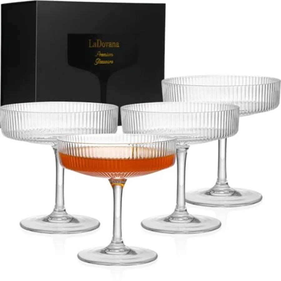 

Набор из 4 бокалов для коктейлей, 200 мл, из премиального хрусталя, для шампанского, мартини, космополитен и других элегантных напитков, на изящной ножке