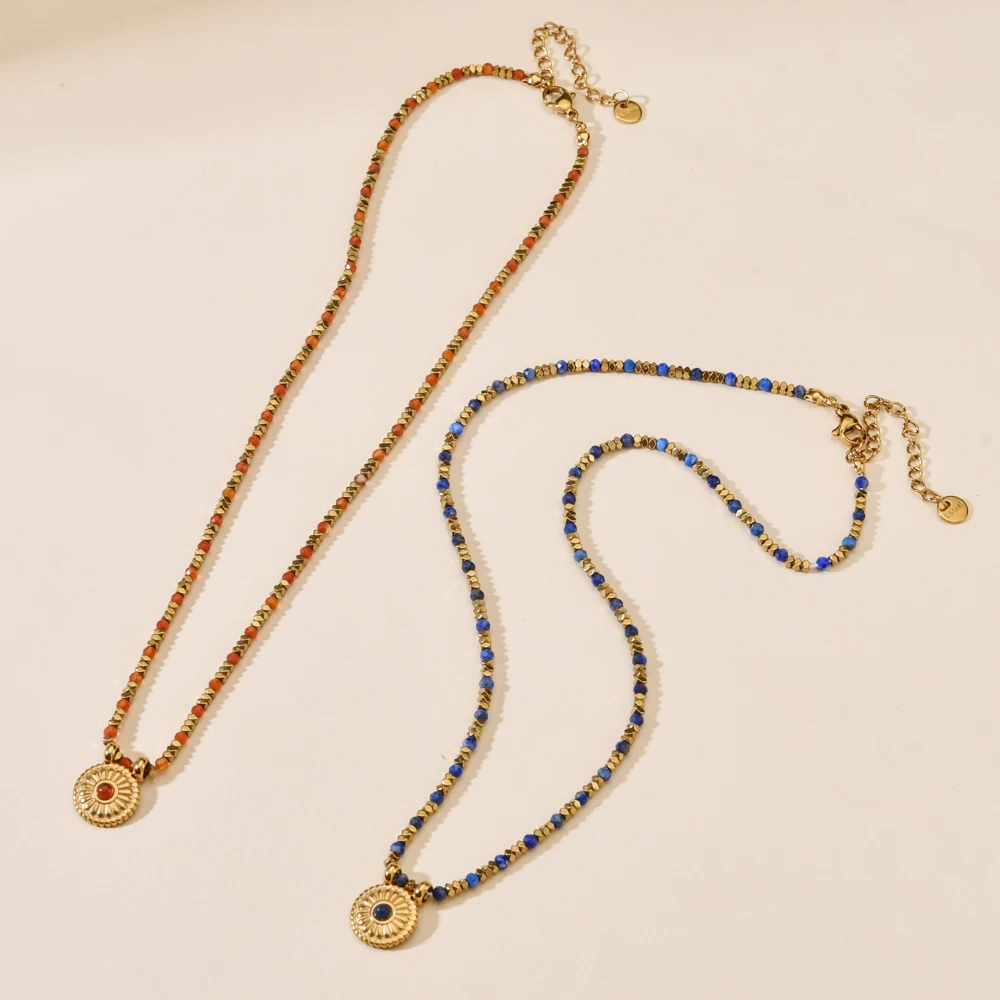 Vintage Türkis-Perlen-Choker-Halskette mit trendigem Sonnenstein-Anhänger, Edelstahl-Halskette, wasserdichter Schmuck für Frauen – Detail 1