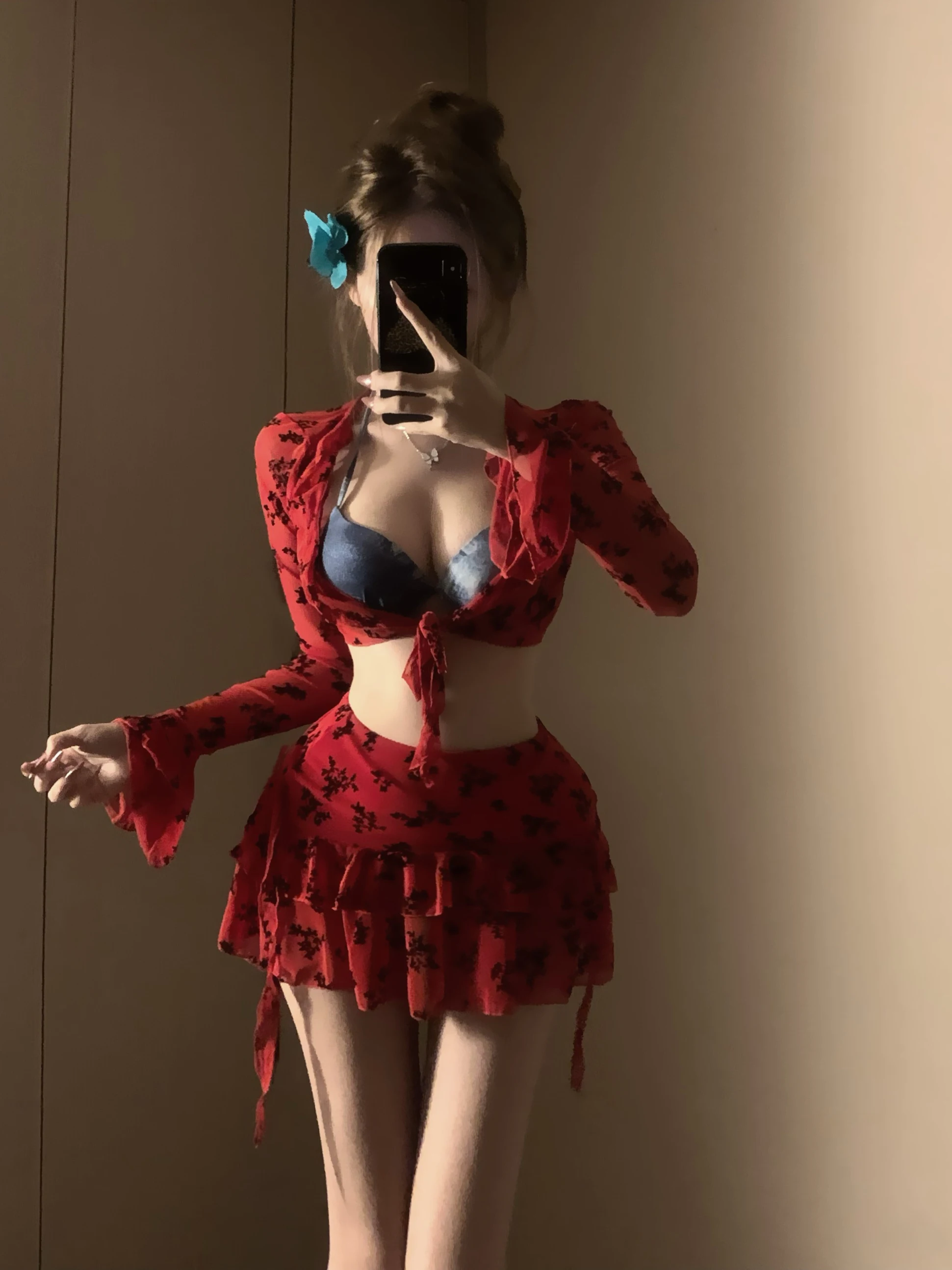 

New Bikini Separate Four-Piece Swimsuit Women Tassel Red Bla Steel Support Gather Sexy Pure Desire High Level