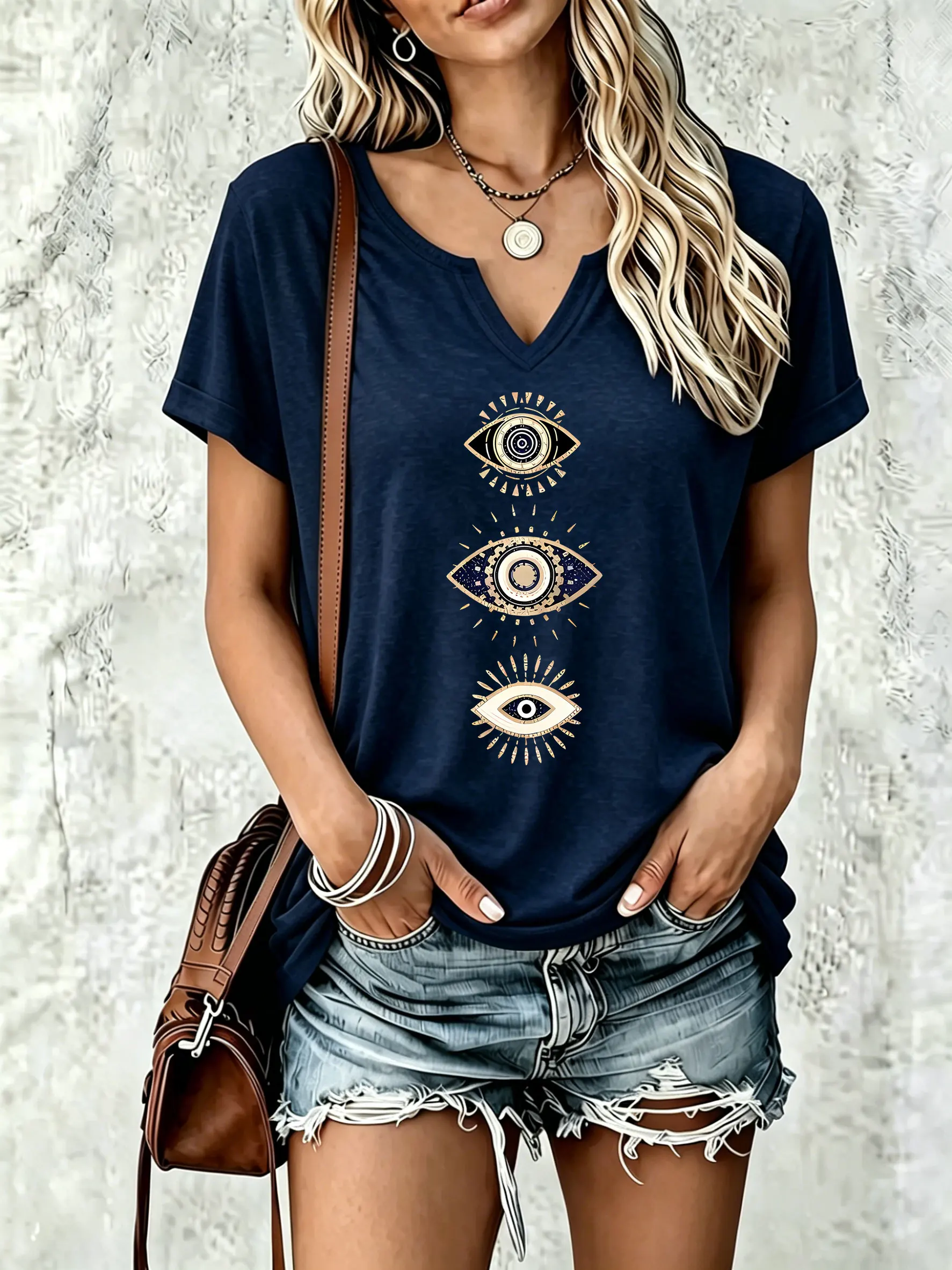 Damen-T-Shirt mit V-Ausschnitt und kurzen Ärmeln für den Sommer, Triple Evil Eye Bohemian Mystic Graphic Print, lässiges, tägliches T-Shirt im Boho-Stil – Detail 4