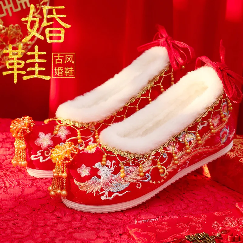 

Velvet Tassel Ancient Style Embroidered Shoes Red Bridal Xiuhe Wedding Chinese Height Increasing Insole for Han Clothing shoes