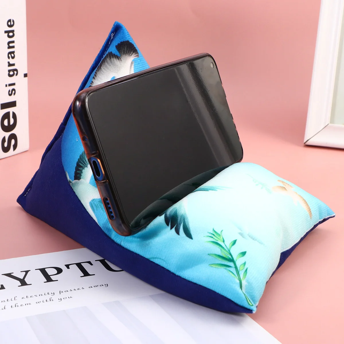 Bantal penyangga ponsel Tablet, dudukan ponsel segitiga praktis braket penyangga