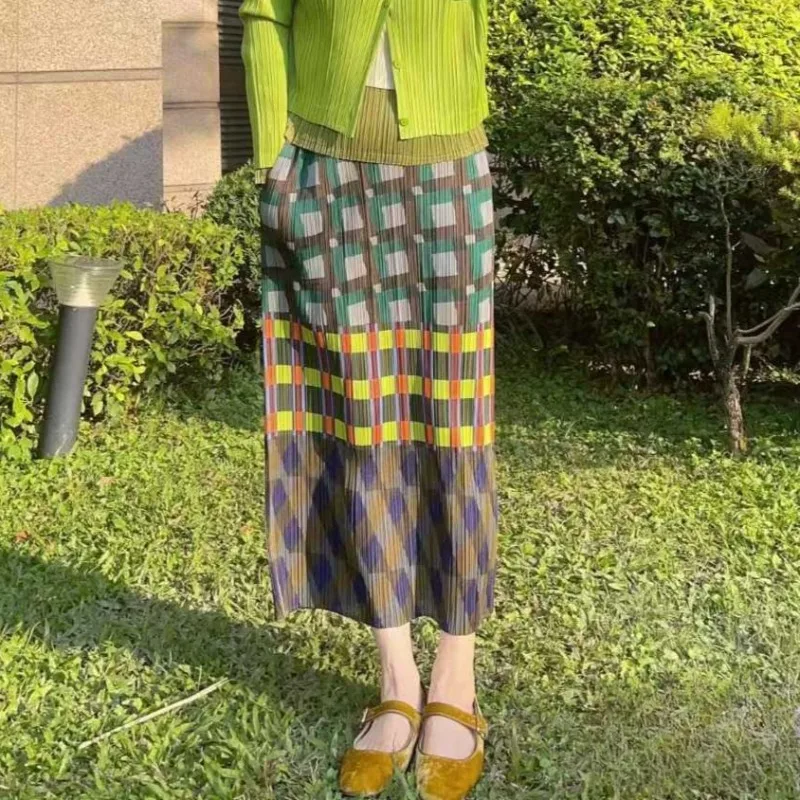 

Miyake Women's Half Skirt 2026 New Pleated Peplum Simple Casual Straight A-Line Long Skirt Lightweight Wrinkle-Free Travel Wear