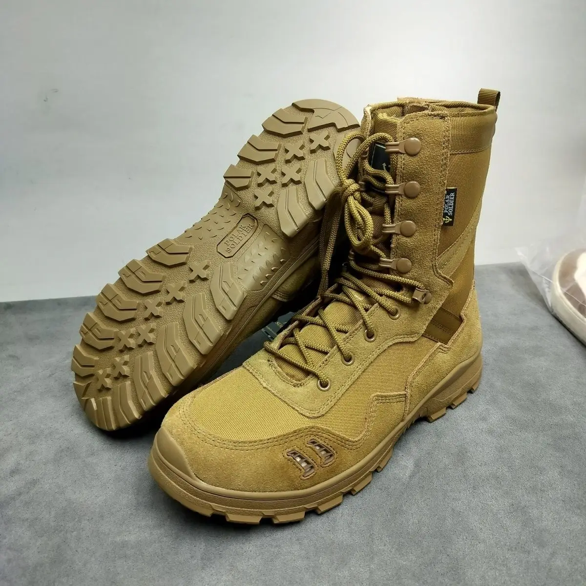 Breathable fashion men's hiking shoes Non-slip comfortable casual shoes Outdoor men's camping climbing hiking sneakers