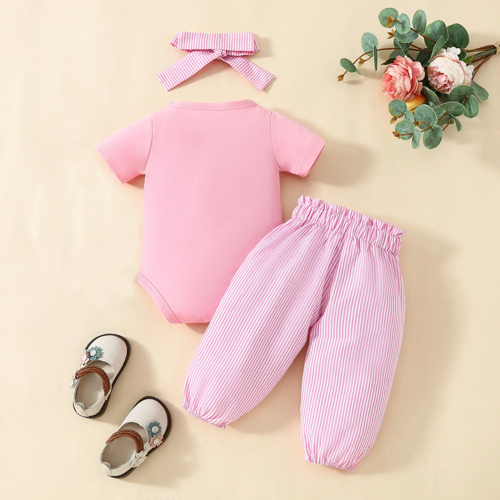 0-24Months Infant Baby Girls Clothes Sets Short Sleeve Cartoon Bear Embroider Romper Bodysuit Striped Pants Headband 3Pcs Outfit