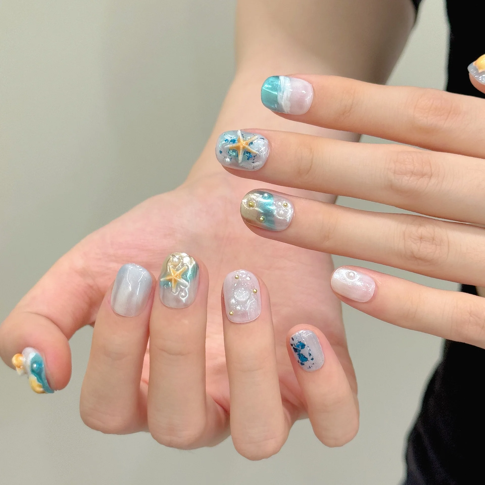 

10pcs Romantic Sea Isle Handmade Press on Nails Short Square Shells Summer Beach Full Coverage Nail Tip for Women&Girl Nail Art