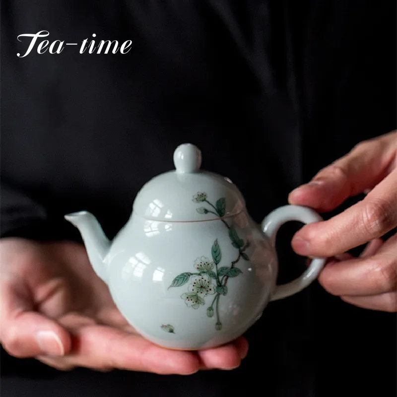 

150ml Hand-painted Begonia Flower Art Teapot Household Handmade Underglaze Color Antique Tea Maker Pot with Filter Ball Gift Box