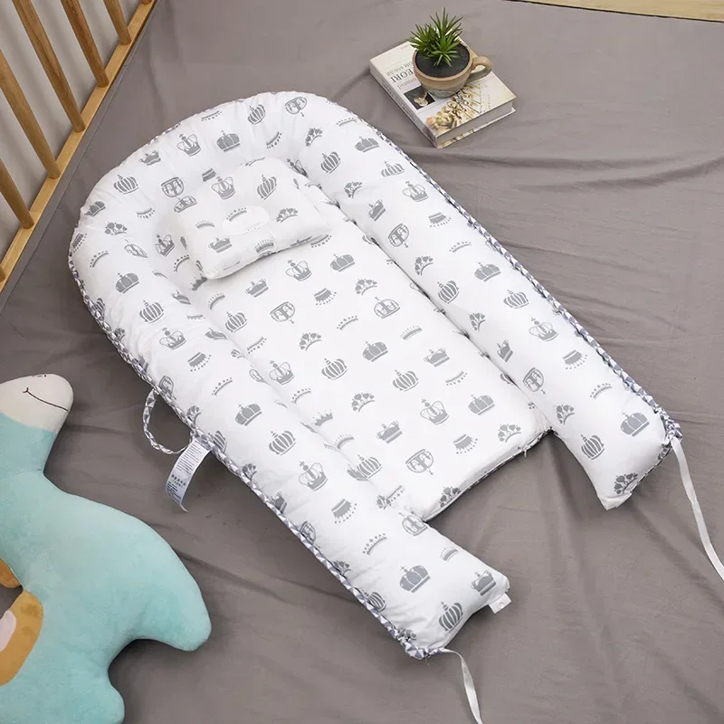 Anti-pressure Foldable, Removable and Washable Portable Crib Mid-bed Bionic Fully Removable Baby Pillow Crib