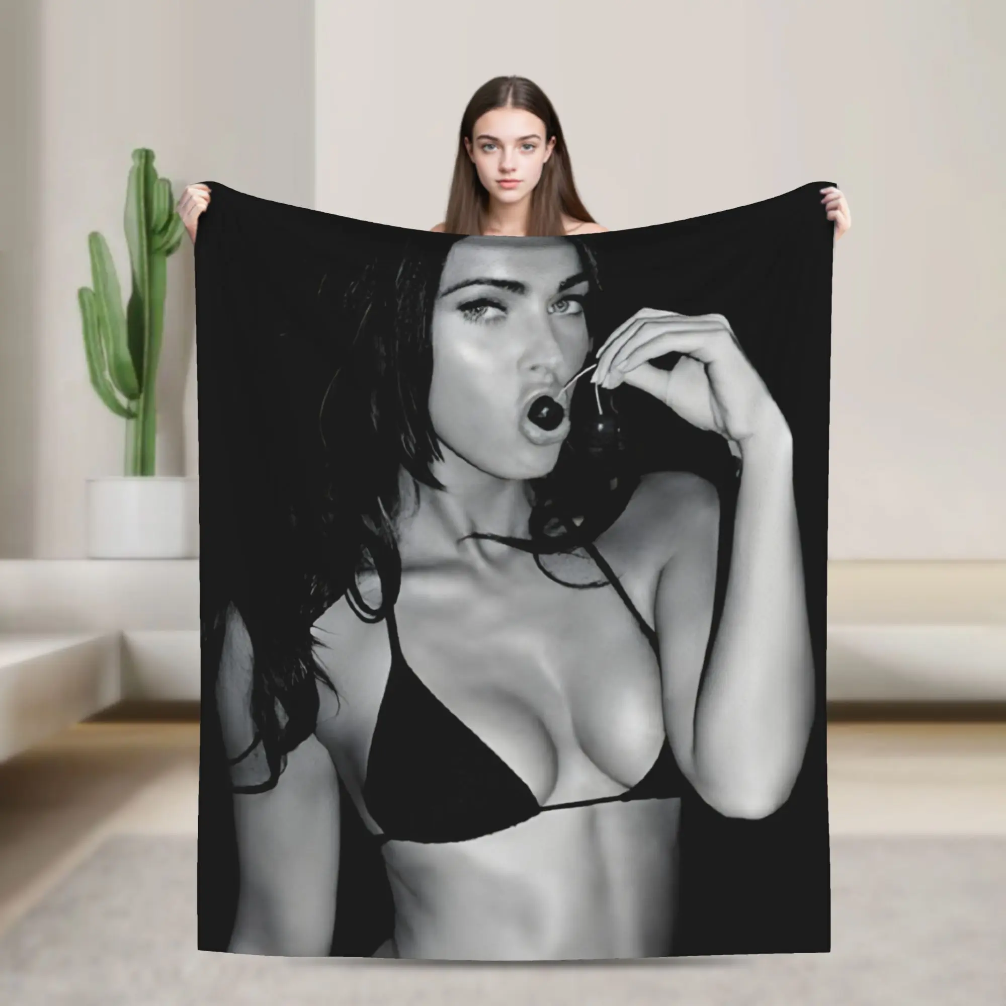 Megan Fox Blanket   Wool Throw Blankets Airplane Travel Portable Lightweight Bedsprea