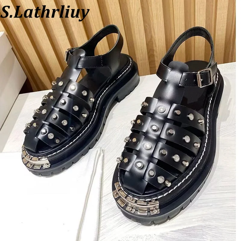 

Summer Round Toe Metal Crystal Rivet Decorative Sandals Women's Thick Soles Back Strap Woven Sandalias Leisure Vacation Shoes