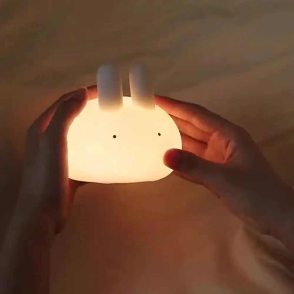 Sensore tattile Silicone Rabbit Night Light Timing Cute Sleeping Lamp Creative Soft Desk Lamp Gift