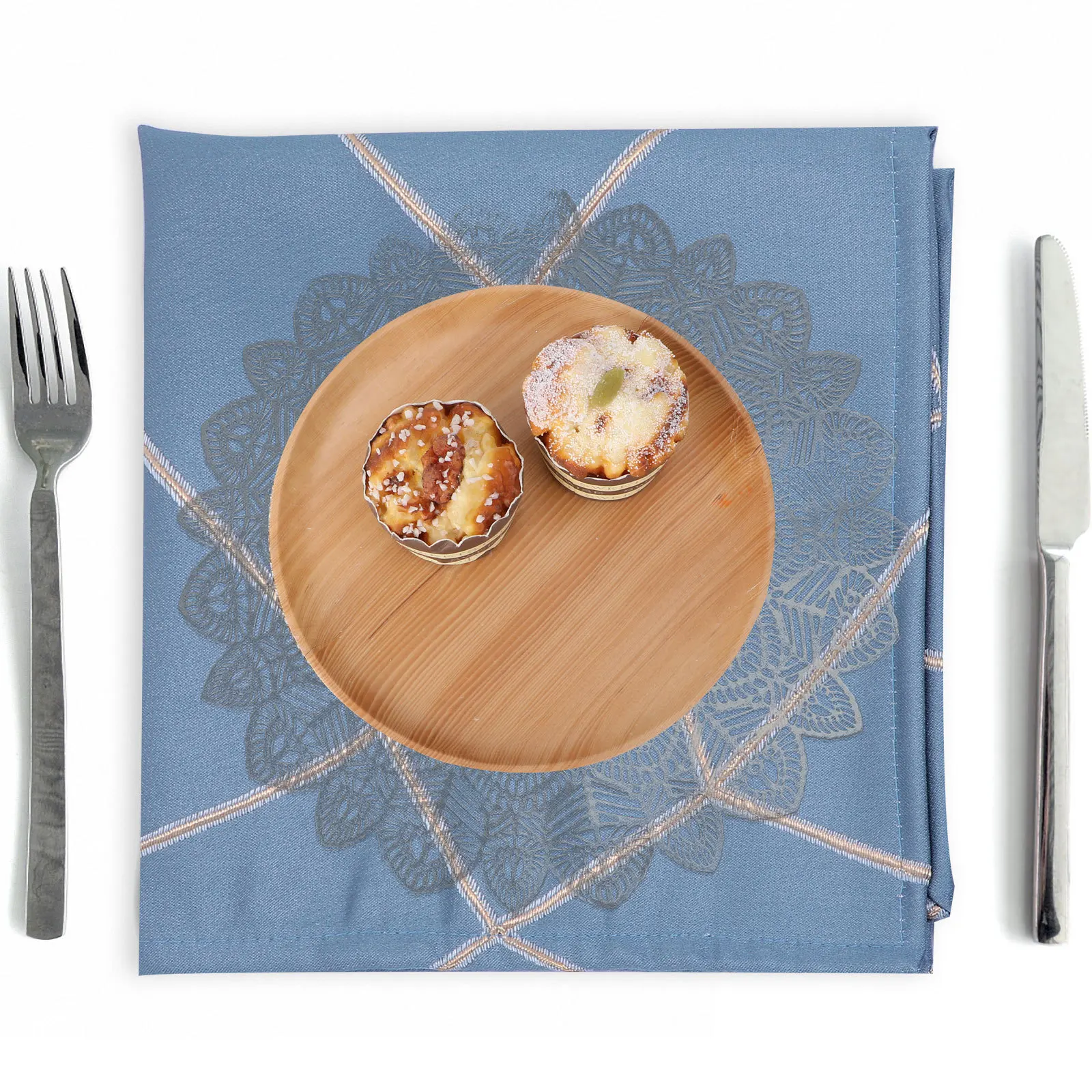 

2Pcs Pattern Placemat Creative Hollow-Out Heat Insulation Table Decoration Home Party Banquet Protective Mat