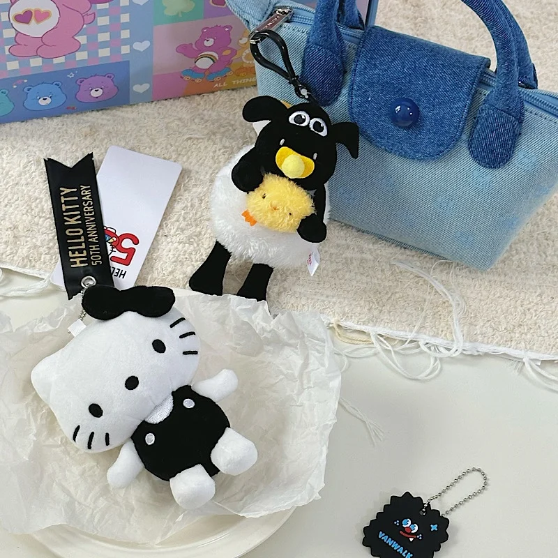 Porte-clés poupée Hello Kitty, sac de dessin animé Kawaii, porte-clés de voiture à la mode, cadeaux d'anniversaire pour fille, sac à dos périphérique, cadeau d'anniversaire pour fille