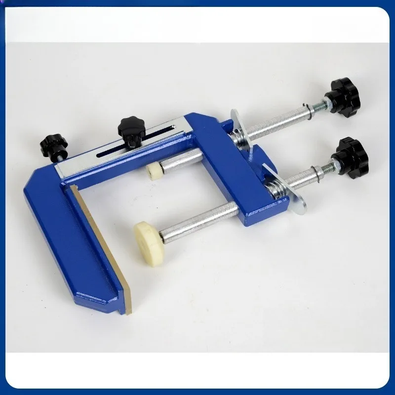 Countertop water retaining 45 degrees angle 90 degrees right angle diagonal splicer seam clip
