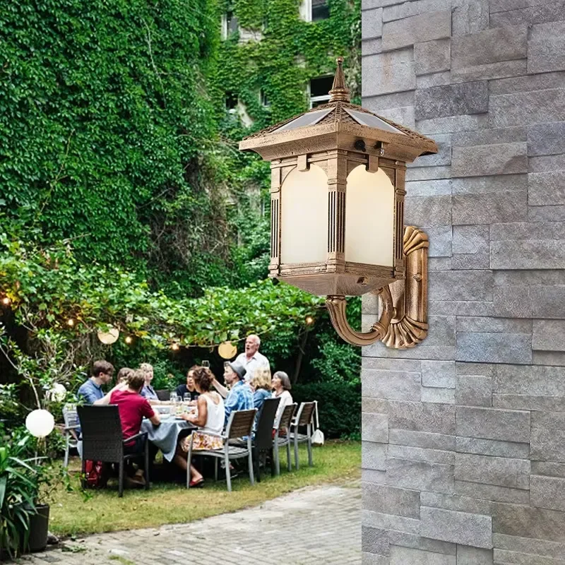 LED Outdoor European Retro Gold Copper Antique Strip Wall Light Aluminum Polycarbonate Lampshade Solar Energy Saving Garden