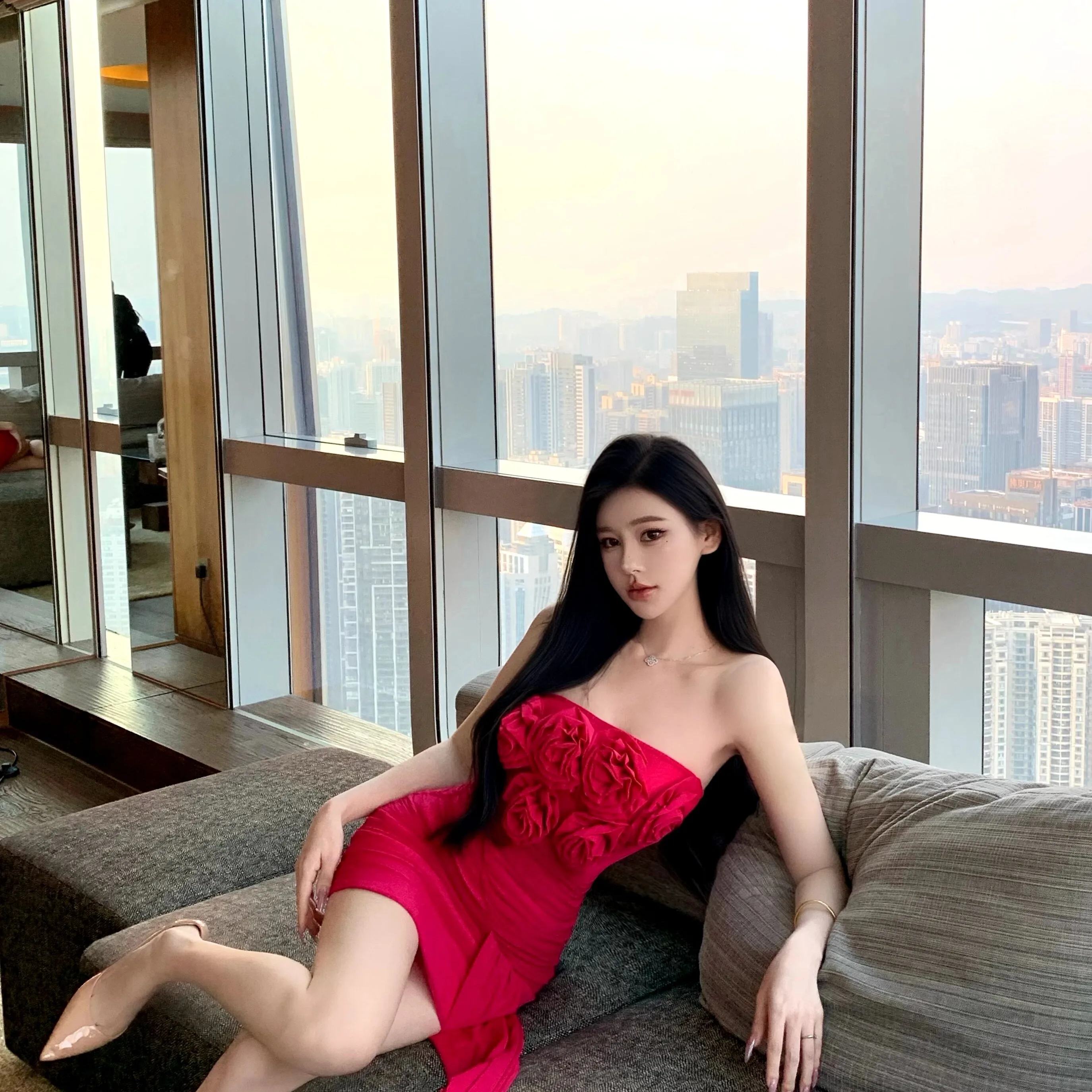 가을 겨울 신상 슬림핏 하이웨이스트 바디콘 디자인 한국 스타일 출퇴근용 스커트