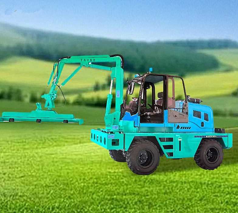 Four-Wheel Drive Landscape Hedge Trimmer Road Green Plant Leaf Vehicle Trimmer Municipal & Environmental Machinery