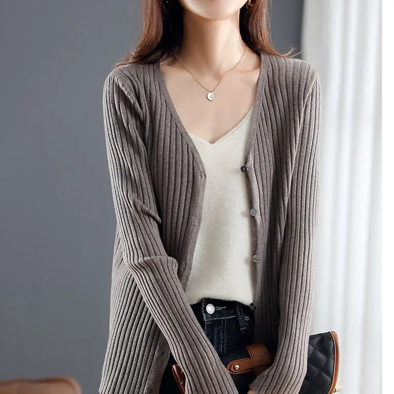 Autumn Winter Women\'s Clothing V-Neck Solid Color Button Long Sleeve Cardigan Sweater Knitted Coats Screw Thread All-match Tops