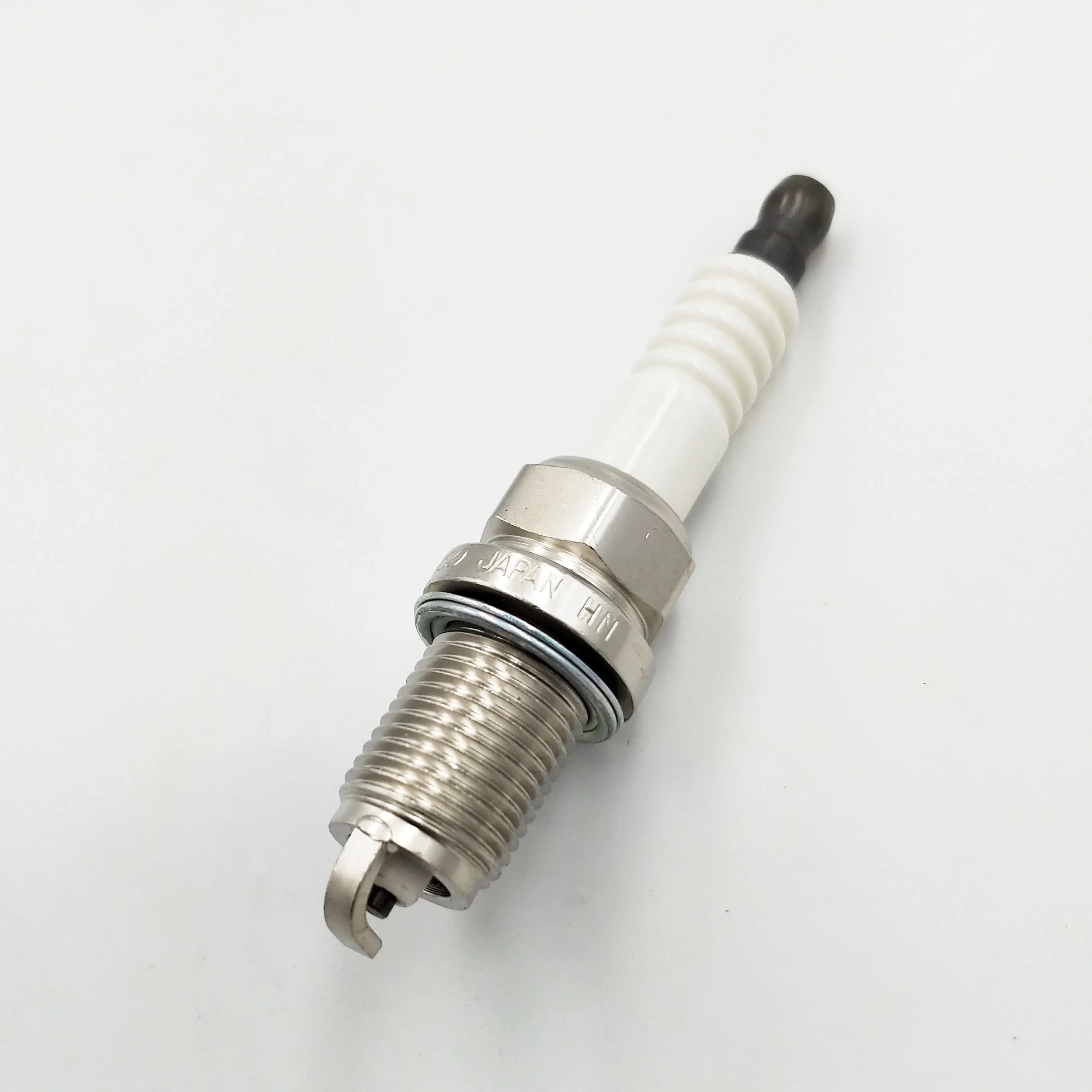 

4 шт. K16RU11 9091901164 Свеча зажигания для Toyota Celica MR2 Paseo Tacoma 4Runner 90919-01164 K16R-U11