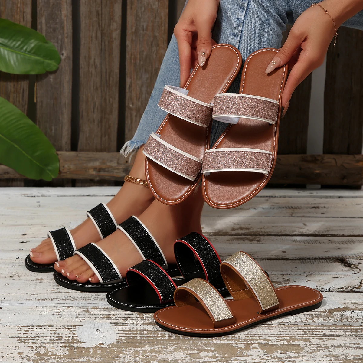 

Женские тапочки на плоской подошве, Нескользящие удобные сандалии на открытом каблуке, пляжная обувь, легкие повседневные уличные тапочки, модные женские шлепанцы